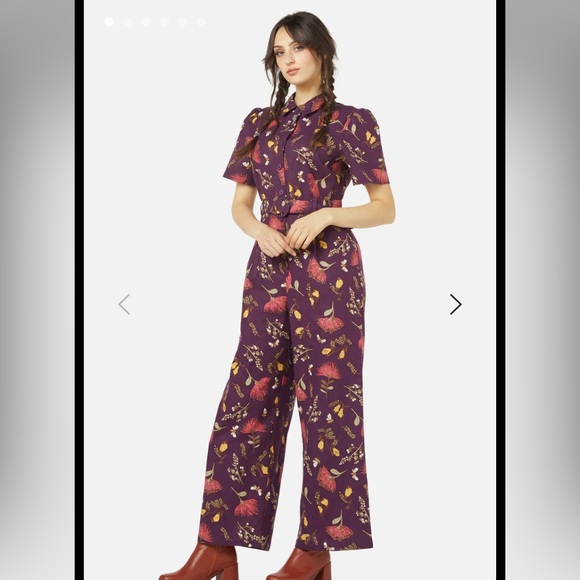 Princess Highway Pants - NWT Flower Print Belted Jumpsuit Princess Highway 18 Plum Maroon Floral